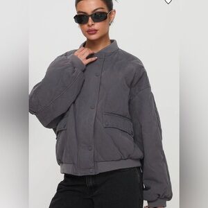 Princess Polly Stick Season Quilted Jacket - grey. Size 4. NWOT